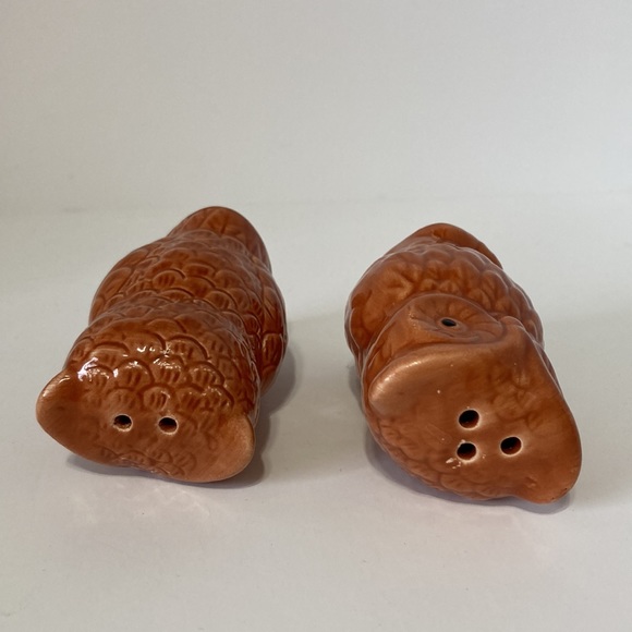 OWL Salt and Pepper Shakers Burnt Orange Vintage 3" Tall x 2" Wide - Picture 8 of 11